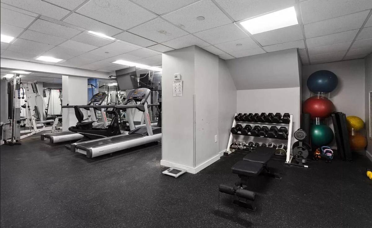 73-208 New 2br 2bath Uws Doorman Gym Apartment *